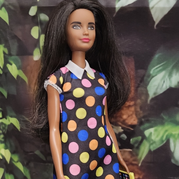 Barbie - Picture 3 of 6